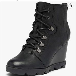 Joan uptown lace booties